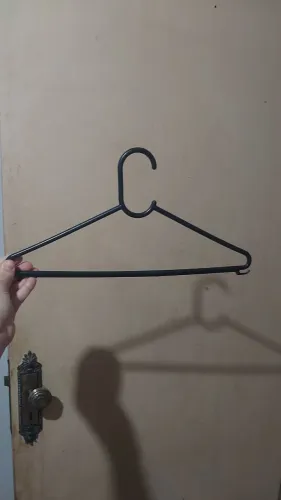 30 Cabides preto