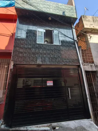 vende se casa de vila no Canhema em Diadema