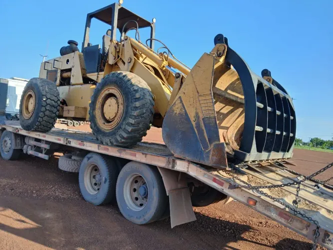 Pa carregadeira CASE W36 com mandibolas vende ou troca, 250 mil