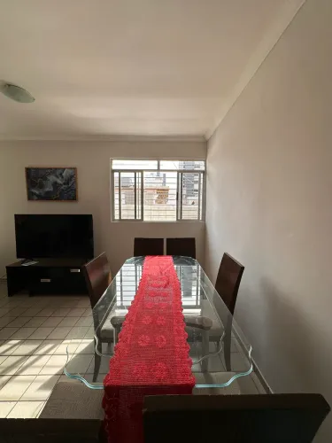 Mesa de Jantar 6 Cadeiras - Vidro Temperado - Excelente Estado