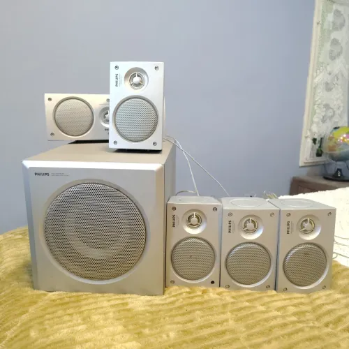 Conjunto Caixas de Som Home Theater Philips 