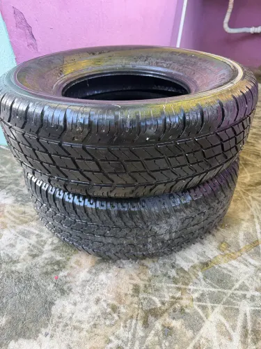 Pneu 265 70 R16