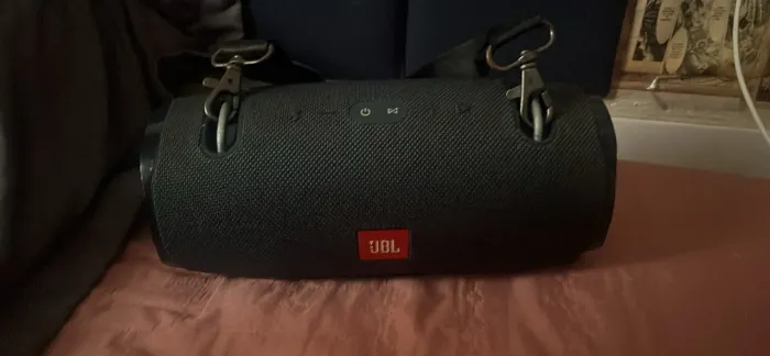VENDO CAIXA DA JBL XTREME 2 SOMENTE VENDAA!!!