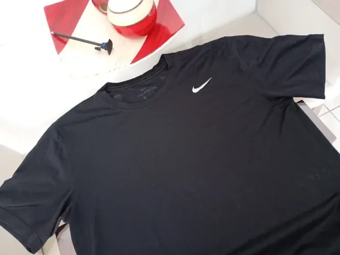 Camiseta Nike Legend