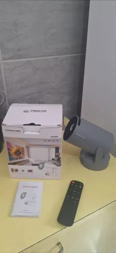 PROJETOR HY300PRO MEGACUBIC