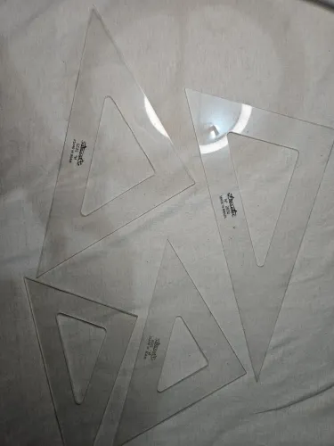 Esquadros para arquitetura Trident Desetec
