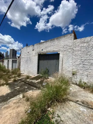 Oportunidade Comercial no Setor Pedro Ludovico | Lote de Esquina com 500 m² em Região de A