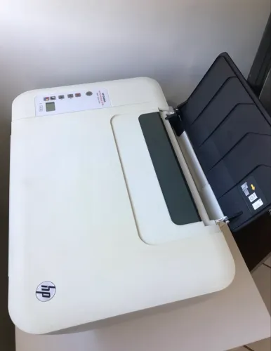 Impressora HP multifuncional 