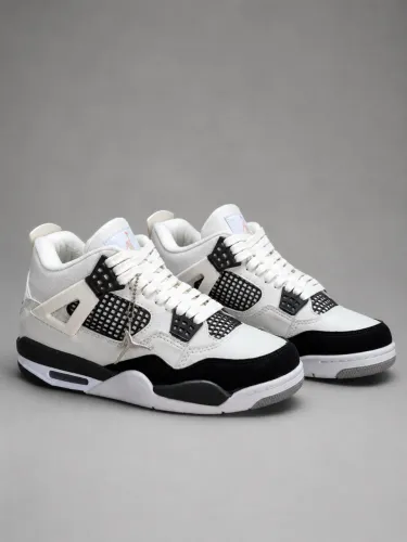 JORDAN 4 OFF WHITE/PRETO