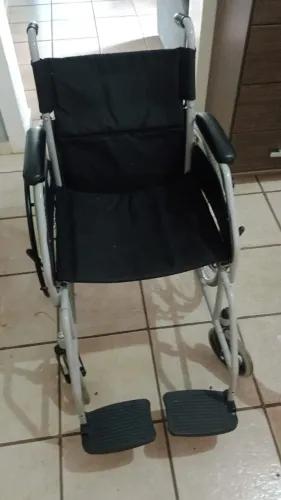 Cadeira de Rodas Dellamed D100 Dobrável até 120kg + Almofada Especial
