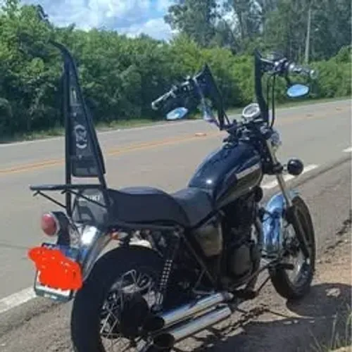 SUZUKI INTRUDER 250 - CUSTOM ÚNICA