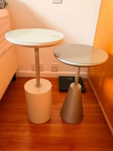 Par mesinhas decoração