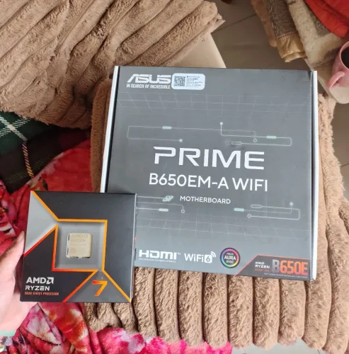 Processador Ryzen 79700 X e Placa mãe Asus B650EM-A