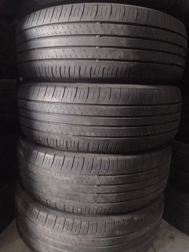 Pneus 215/60/17 Dunlop