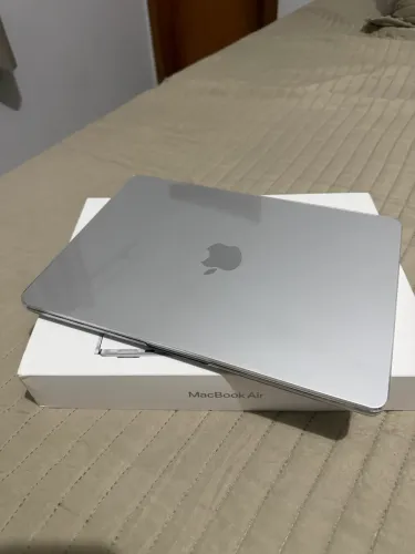 MacBook Air M4 256GB - 13.6
