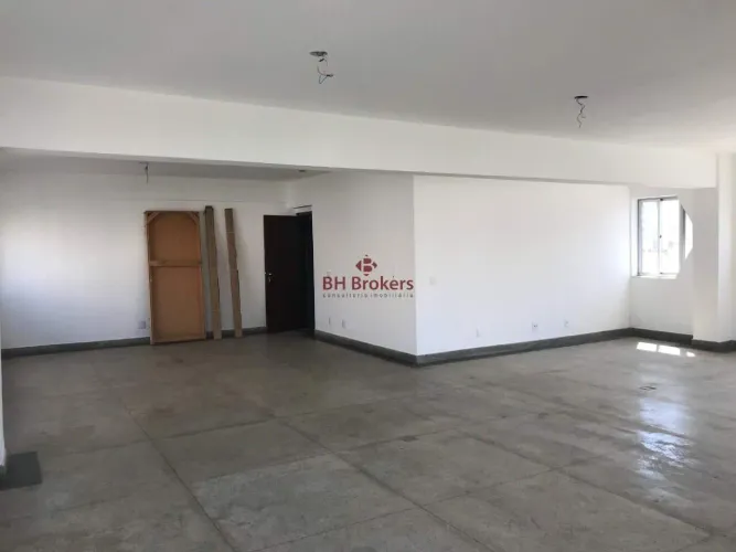 SALA PARA LOCAÇÃO NO BAIRRO LOURDES COM 110M²