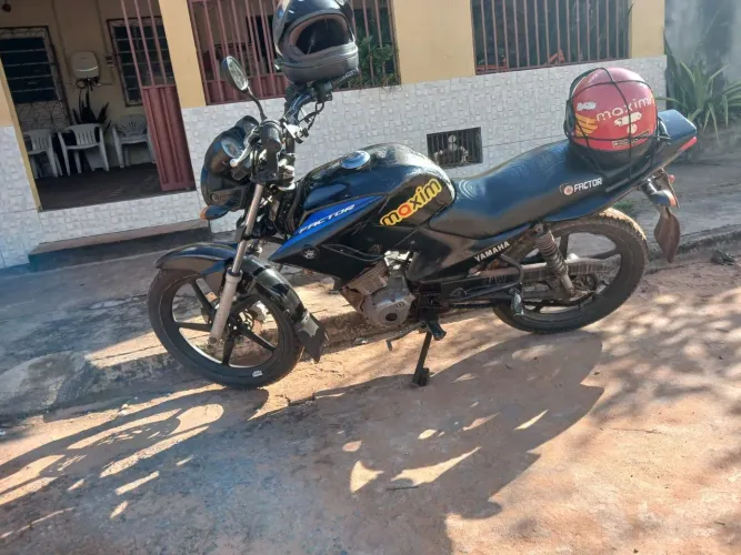 MOTO FACTOR LEGALIZADA DOCUMENTADA