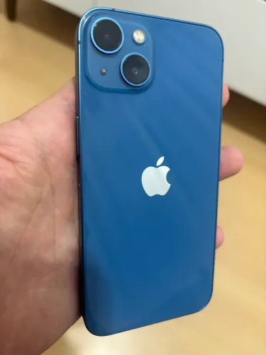 iPhone 13