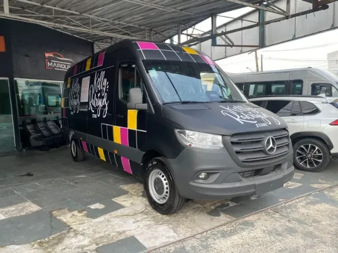 Mercedes-Benz Sprinter 317 Furgão E.lt.a. 2.0 Dies. 2027