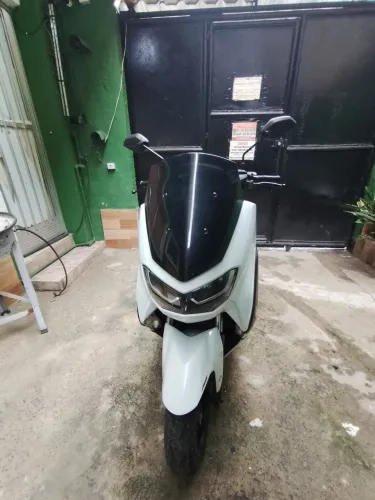N Max 2022 novinha com 10 mil kms valor 17 500 mil reais