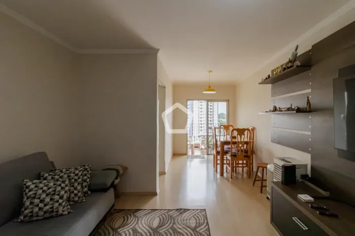 Rua Xiririca, 724 - Vila Carrão