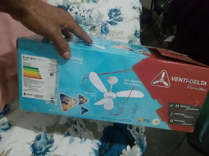 Ventilado de teto Delta novo,excelente