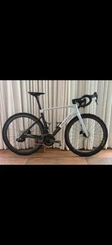 Bicicleta adict rc pro 2026
