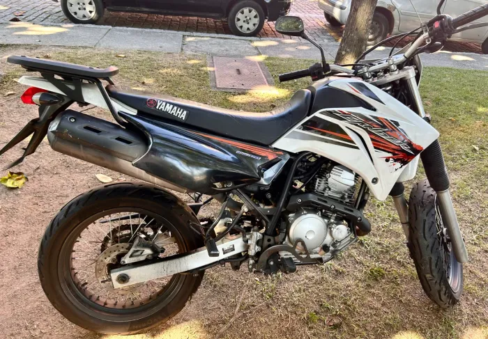 Yamaha XTZ 250 Lander Flex 2015 - Branca | Raridade!