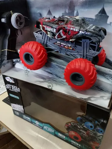 Carrinho controle remoto off road rádio controle novo na caixa