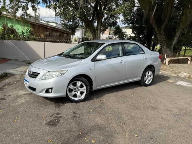 Toyota Corolla XEI 2.0 Flex 16V Aut. 2011