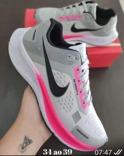 Nike Pegasus Turbo Next Nature Cinza e Rosa | Tecnologia ZoomX, Amortecimento de Elite