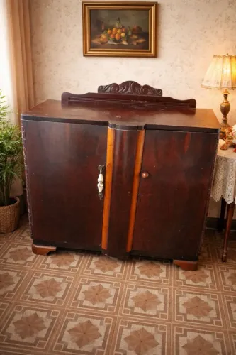 Buffet antigo madeira nobre 