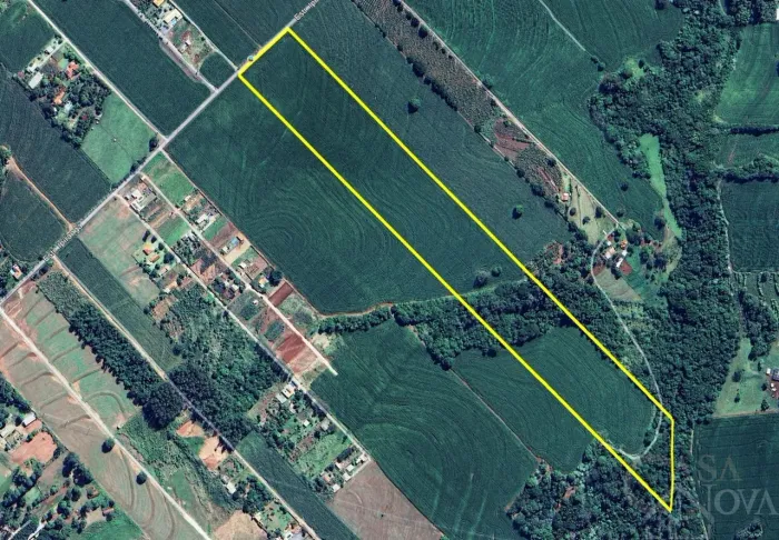 Sítio/Chácara á venda na Estrada Pitanga - 121000m²