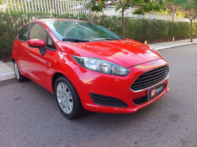 Ford Fiesta 1.5 16V Flex Mec. 5P 2015