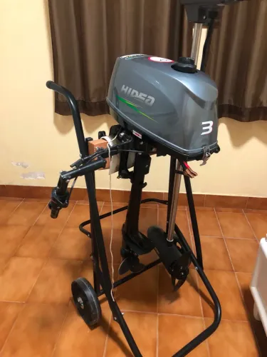 Vendo Motor Popa Hidea 3HP