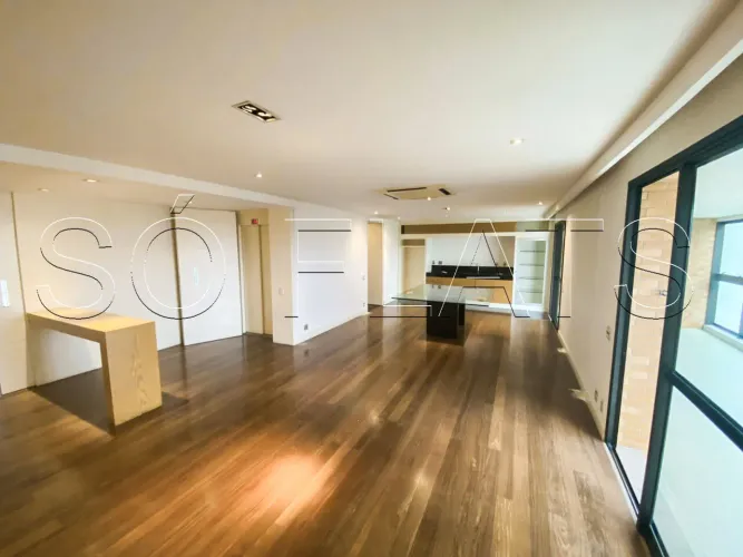 Residencial Villaggio Panamby, apto disponível para venda com 192m², 3 suítes e 4 vagas de