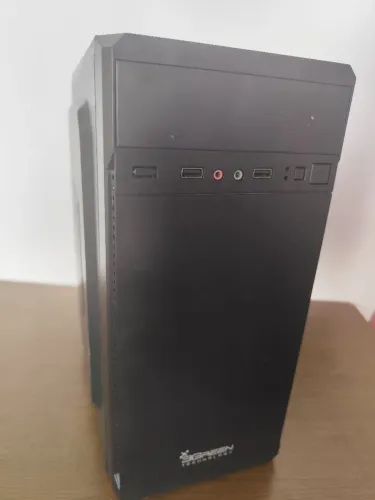 PC Desktop i5 com 4GB de RAM e 500GB de HD