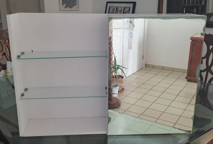 Lindo armário p banheiro