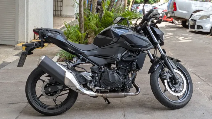 Kawasaki Z400 21/21