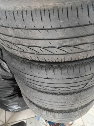 Pneus Bridgestone 185 70 14