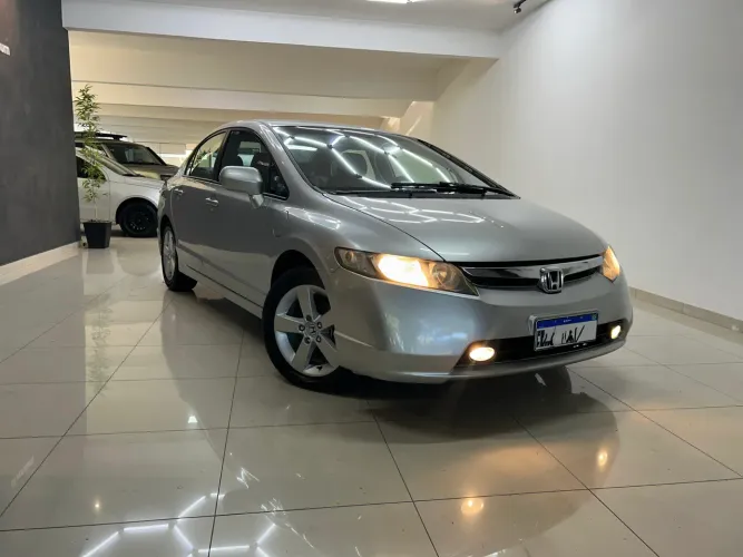 Honda Civic Sedan LXS 1.8/1.8 Flex 16V Mec. 4P 2008