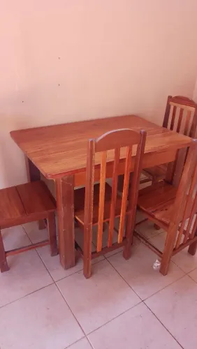 Modelo exclusivo em madeira nobre