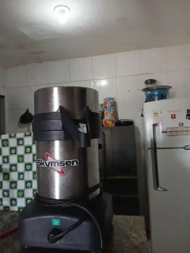 Faz suco de laranja industrial pegando perfeitamente