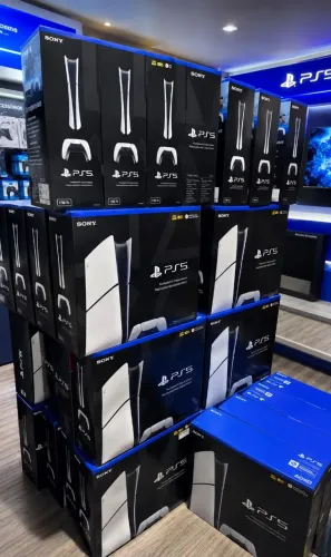 PS5 Slim estoque renovado