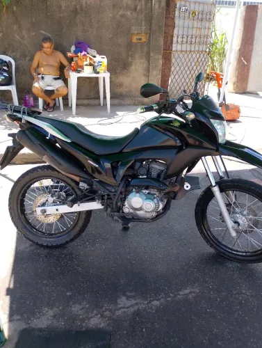 Broz nxr 160, 2015 doc em dia, nada pra fazer 