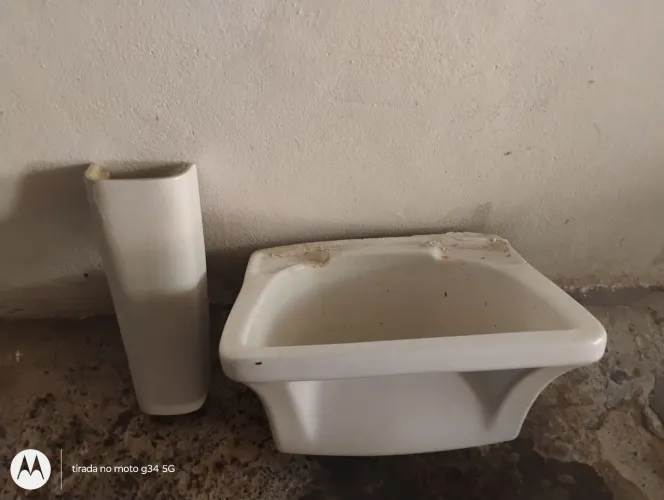 Tanque porcelana.