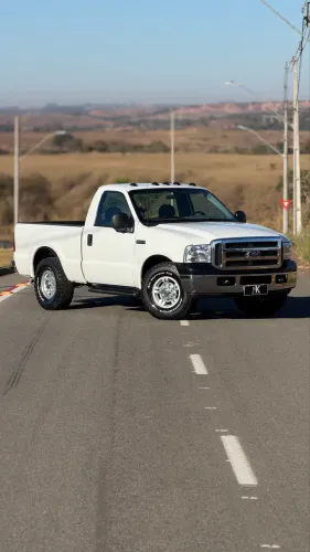 Ford F-250 XLT 3.9 4X2 Diesel TB 2011