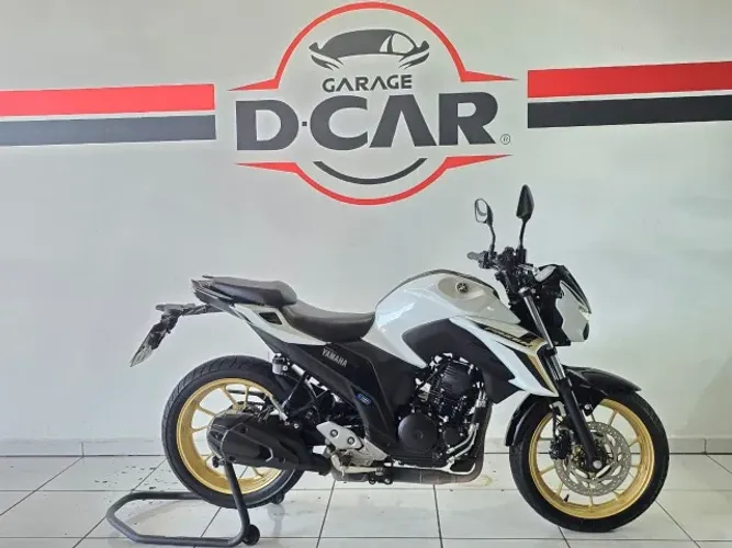 YAMAHA FZ25 2025 11.000 KMS