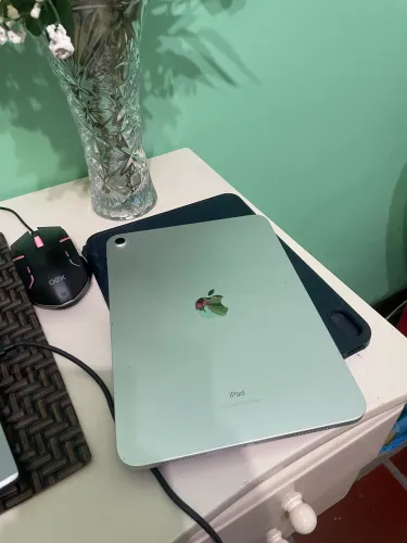 iPad 10