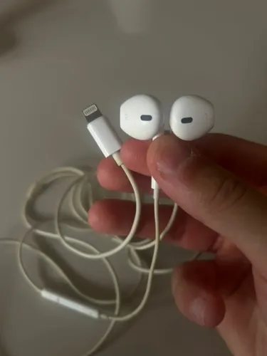 Fone original APPLE com fio 
